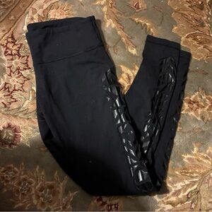 Lululemon size 8